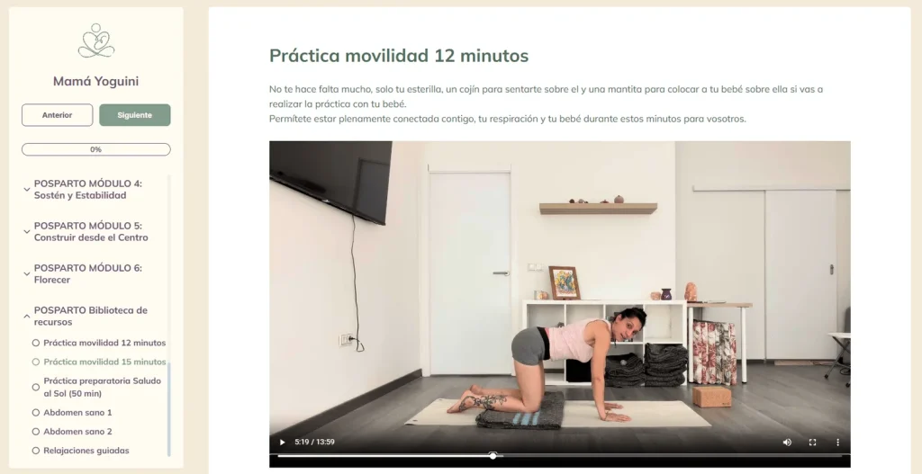 Práctica de movilidad de 12 minutos en la plataforma online de Mamá Yoguini